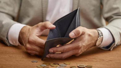 Життя в режимі «про всяк випадок»: які звички у домі видають бідну людину