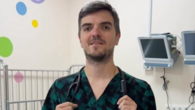 Лікар з Волині рік рятував військових на фронті, а тепер лікує дітей