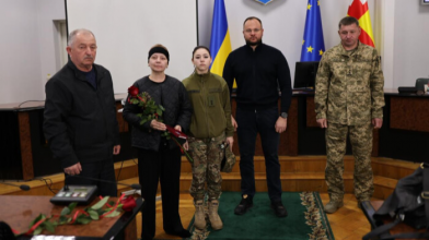 У Луцьку рідним полеглих воїнів вручили державні нагороди