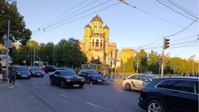 У якому стані підлітки, яких на Соборності в Луцьку збило авто
