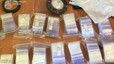 Взяли під варту 21-річну волинянку, яка хотіла продавати наркотики через «закладки»