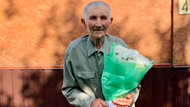 Подружжя в парі вже 67 років: довгожитель з Волині відзначив 90-річчя