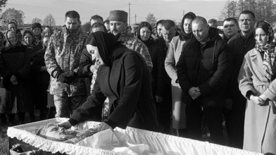 До останнього подиху боронив Україну: на Волині попрощалися із загиблим Героєм Іваном Кіпенем
