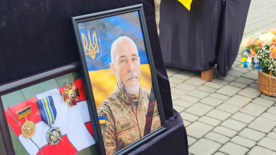 Життя обірвала війна за кілька місяців до 50-річчя: на Волині попрощалися із Героєм Віталієм Мартинюком