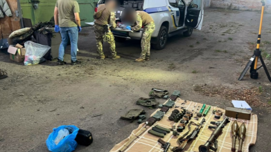 У Луцьку ветеран АТО зберігав арсенал зброї та боєприпасів у гаражі - як завершилась справа