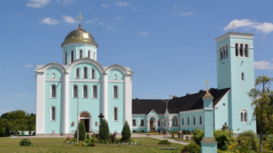 Скандал на Волині: священник, позбавлений сану через аморальність, може очолити Успенський собор