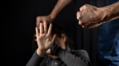 Волинянина судитимуть за систематичне знущання з жінки з інвалідністю