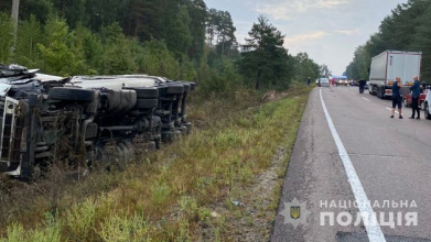 Водійка під час обгону зіткнулася з вантажівкою: деталі смертельної ДТП на Волині