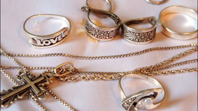 Як за 15–20 хвилин і без зайвих витрат почистити срібло вдома