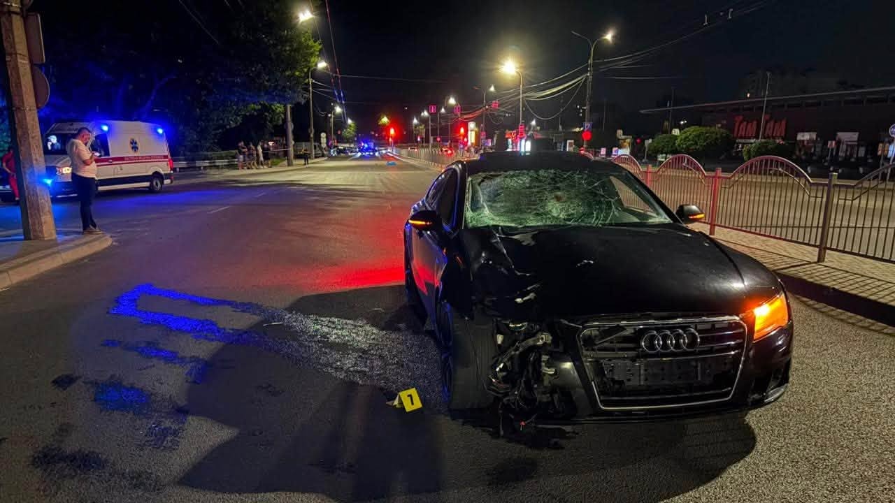 На червоне світло і на великій швидкості: у Луцьку Audi насмерть збила 14-річного підлітка