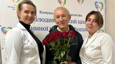 Понад пів століття лікував дітей: у Володимирі педіатр Микола Войтович іде на заслужений відпочинок