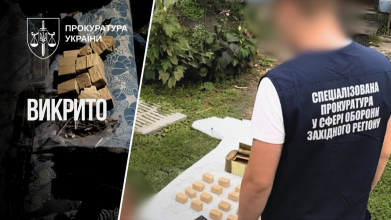 Отримували зброю із районів бойових дій та продавали: на Волині викрили трьох чоловіків