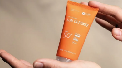 SPF потрібен не лише на пляжі: дерматолог з Луцька пояснив, як правильно користуватися сонцезахисним кремом