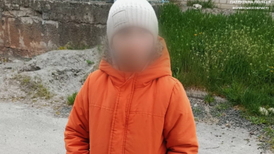 Прийшов із синцями до школи: у Луцьку в матері вилучили дитину