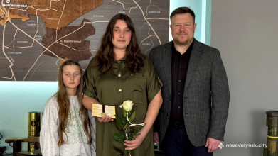 Виховала шістьох дітей: волинянці присвоїли звання «Мати-героїня»