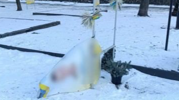 Зневажив пам’ять загиблих воїнів: на Волині чоловік пошкодив меморіальні банери