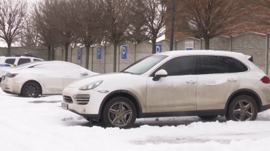 Біля Луцька через ревнощі чоловік пошкодив 5 авто