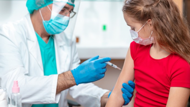 Луцьк отримав дві тисячі доз вакцини від коронавірусу Pfizer