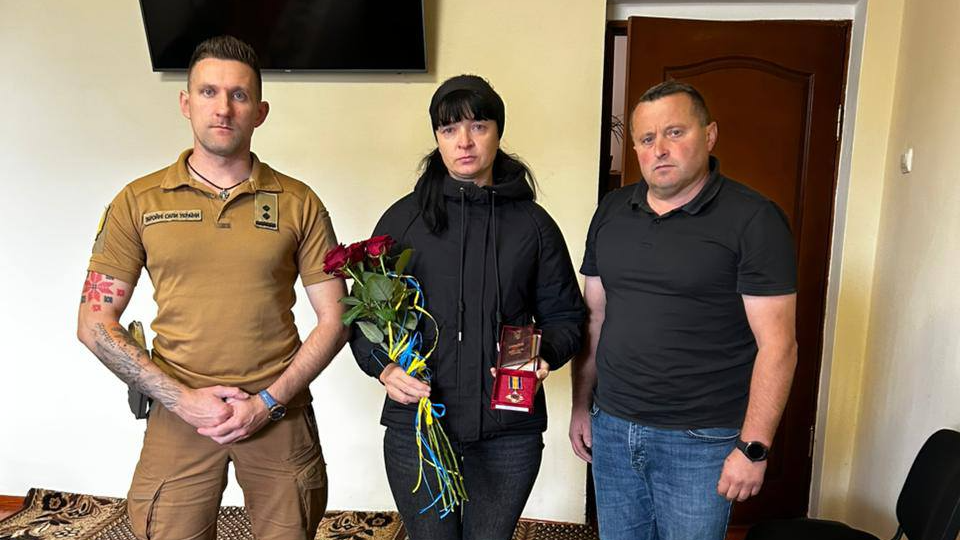 На Волині орден «За мужність» вручили дружині загиблого Героя Сергія Челяди