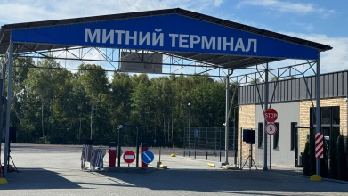 Працюватиме цілодобово: на Волині на новому митному терміналі вже оформили перший вантаж