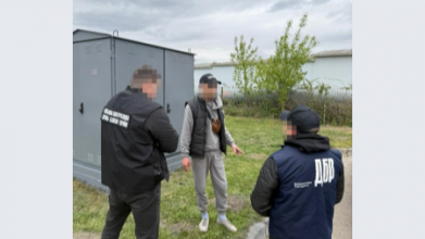 Військовозобов’язаного поставили на облік на Волині: ДБР викрило схему за 16 тисяч доларів