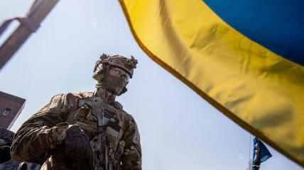 На Донбасі армія відбила 10 атак рашистів