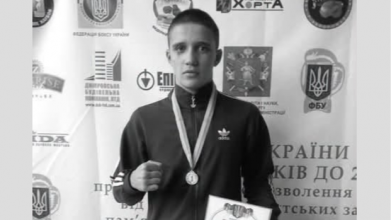 Зупинилося серце відомого боксера, тренера-викладача та воїна Володимира Гінайла з Луцька