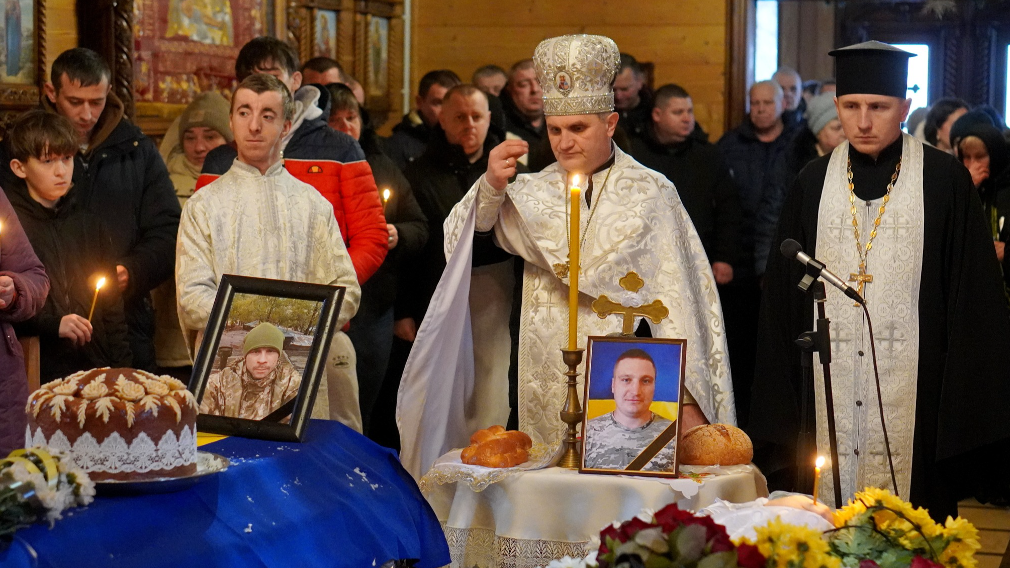 Назавжди молоді: на Волині провели в останню путь Героїв Валерія Сілаєва та Олександра Семенюка