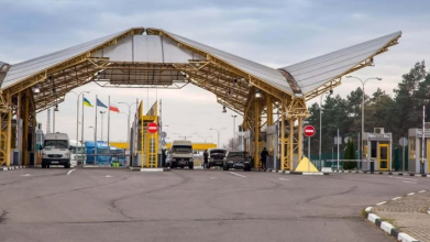 Нардеп з Волині закликає підтримати петицію про відновлення руху легкових авто через «Ягодин»