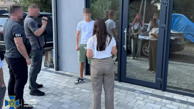 Оприлюднили імена радника мера та його близьких, затриманих за схему ухилянтів на Волині