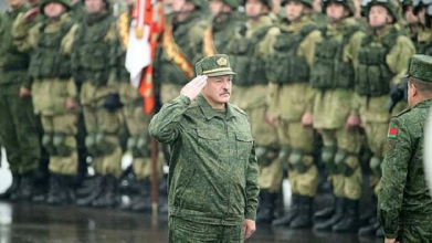 Путін дуже тисне: Білорусь може залучити до війни в Україні до 15 тисяч військових