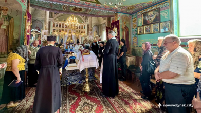 Загинув у Херсоні: на Волині поховали 28-річного Героя Дениса Молчанюка