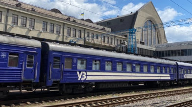 вокзали, тривога, Корецький