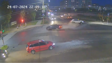 «Не надав перевагу в русі»: у Луцьку через неуважність водія сталася ДТП