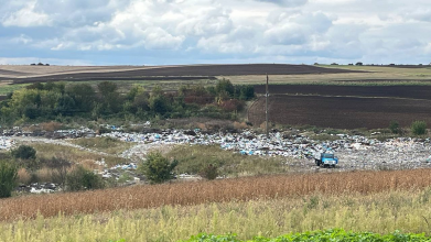На Волині виявили сміттєзвалище, що забруднює ґрунт: звозили сміття понад 50 років