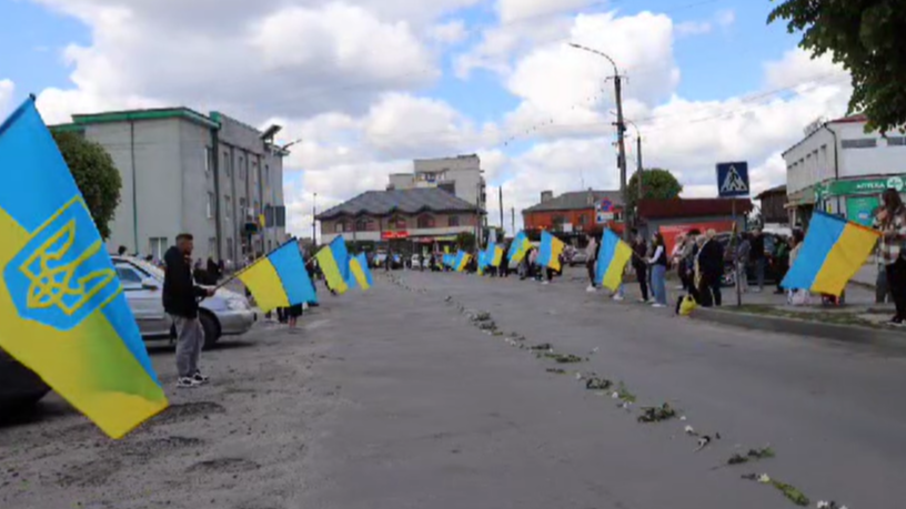 Місяці очікувань та сподівань обірвала страшна звістка: на Волинь востаннє повернувся Герой Роман Куява