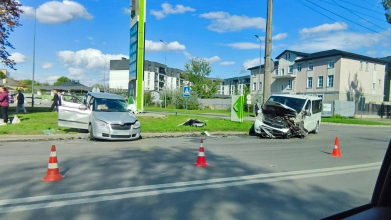 У Луцьку зіткнулися два авто: є травмовані