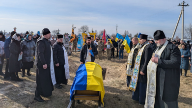 «Ввечері запитав, як справи, а на ранок його уже не стало»: на Волині попрощалися із 36-річним Героєм Євгенієм Гутевичем