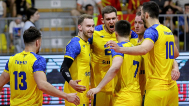 Українські волейболісти здобули шосту перемогу поспіль в Золотій Євролізі