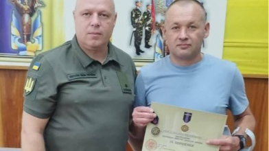 Боєць 95-ї десантно-штурмової бригади з Волині отримав медаль «За поранення»