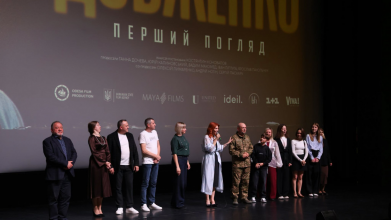 Фільм про молодого Довженка став лідером прокату серед українських стрічок