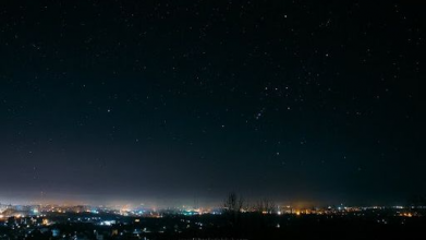 Незвичайний слід у небі над Одесою та Кримом