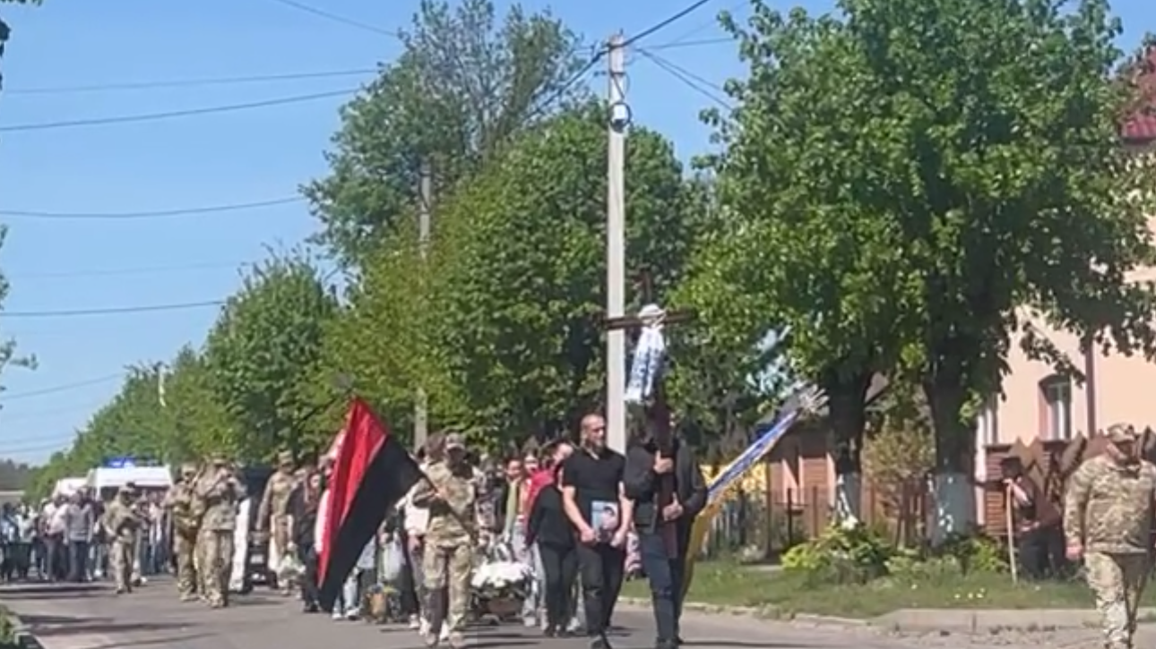 Війна забрала життя двох молодих братів: на Волинь «на щиті» навіки повернувся Герой Юрій Радчук