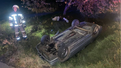 Авто перекинулось на дах: у Нововолинську – аварія
