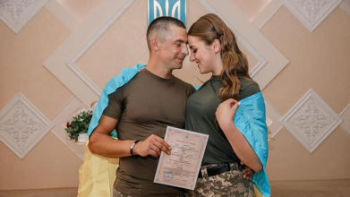 Кохання долає все: 14 жовтня в Україні зареєстрували понад 1300 шлюбів