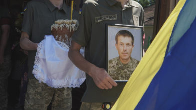 Дев'ять місяців вважався зниклим безвісти: на Волині попрощались з Героєм Павлом Кущаком