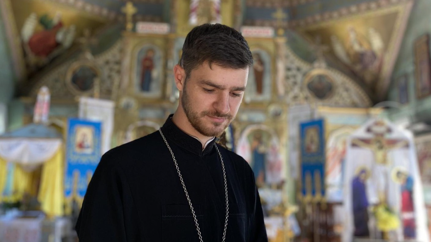 Додаток Моя Сповідь, священник  Андрій Новосад