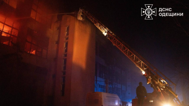 Одеса зазнала наймасованішої атаки росіян: немає світла, тепла і води, є постраждалі