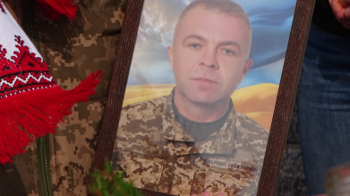 Ворожий дрон обірвав життя: на Волині попрощалися з Героєм Сергієм Панасюком