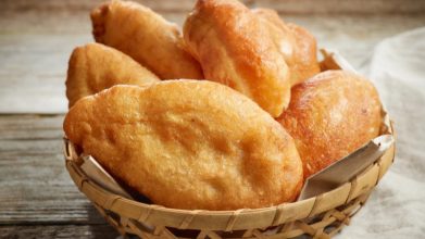 Дуже швидке тісто на пиріжки, що тане у роті: дуже пухке і без дріжджів